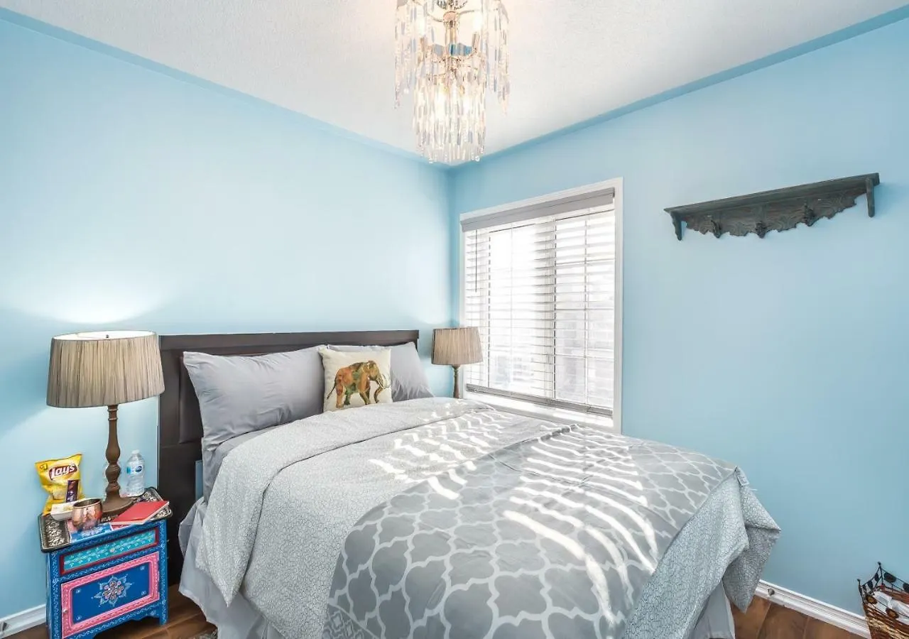 Maison d'hôtes Affordable Guest Home At York U Toronto Canada